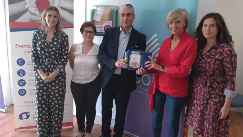 desfibrilador colegio de psicologos de andalucia oriental 