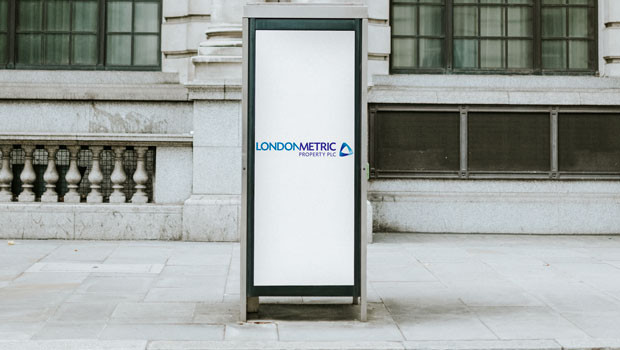 dl londonmetric property london metric oficinas de inversión desarrollo de espacio comercial logo ftse 250