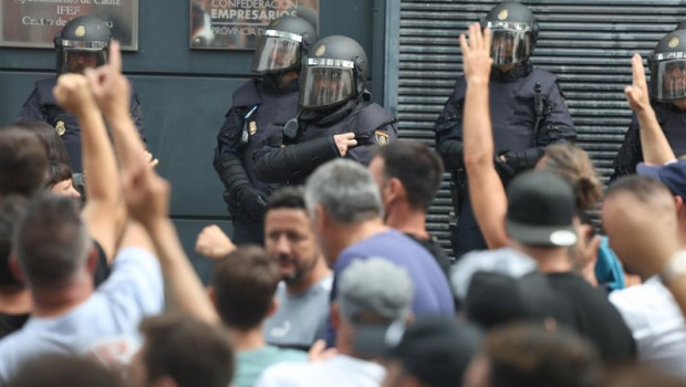 ep archivo   trabajadores del metal durante la huelga de junio de 2025 en cadiz archivo