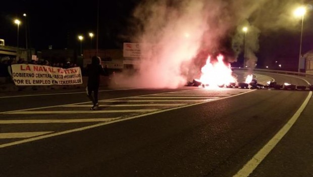 ep barricada incendiariaencierro plantillala naval