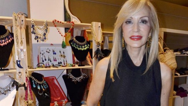ep carmen lomanamercadillo navideno