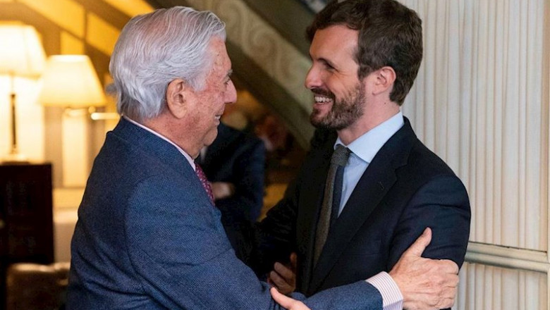 El líder del PP, Pablo Casado, se reúne con el escritor Mario Vargas Llosa, en un acto de la Fundación Internacional para la Libertad. | PP ep el lider del pp pablo casado se reune con el escritor mario vargas llosa en un acto de la