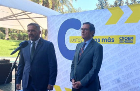 ep el presidente de croem miguel lopez abad a la izquierda y el presidente de la ceoe antonio