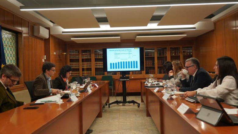 ep el secretario de estado de la seguridad social y pensiones borja suarez durante una reunion este