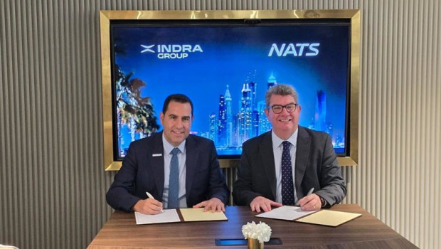 ep indra y nats firman un memorando de entendimiento para crear una empresa de sistemas de torre