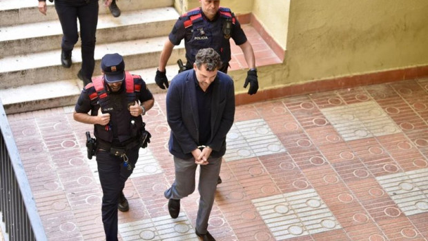 ep jonathan andic el hijo del fundador de mango isak andic tras comparecer ante la titular del