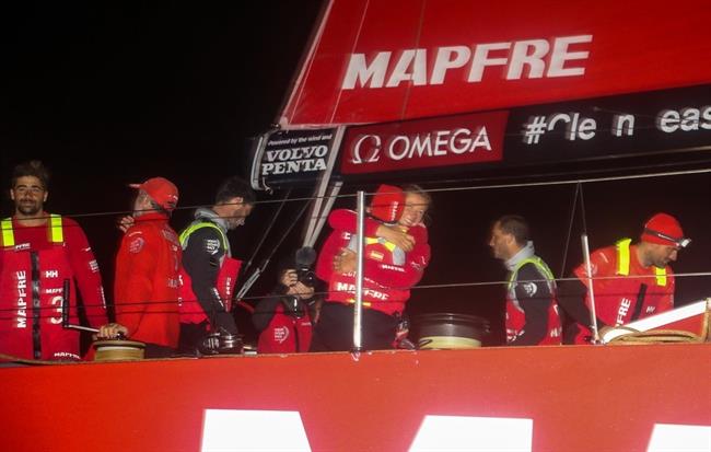 La tripulación del MAPFRE celebra su victoria en Melbourne | JESÚS RENEDO/VOLVO OCEAN RACE ep la tripulacionmapfre celebravictoriamelbourne