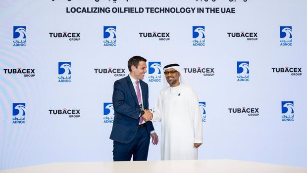 ep mussabbeh al kaabi ceo de adnoc upstream y josu imaz ceo del grupo tubacex