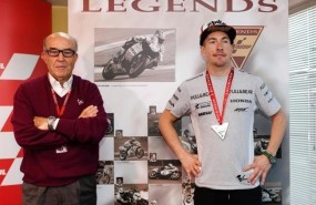 ep nicky hayden carmelo ezpeleta salon fama motogp leyenda