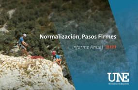 ep portada de informe anual de 2019 de la asociacion espanola de normalizacion une