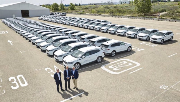 ep skoda entrega su mayor flota electrica a endesa con 167 unidades enyaq