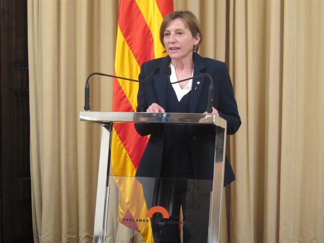 la presidenta del parlament carme forcadell