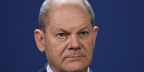 scholz en ukraine sur fond de craintes d une invasion russe 20220328065917 