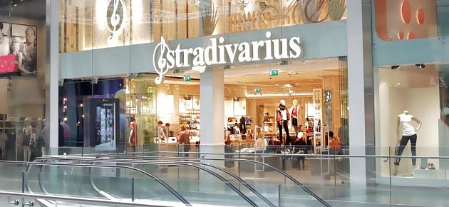 Inditex expande las de Stradivarius: la marca prepara el lanzamiento de una línea de ropa masculina - Bolsamania.com