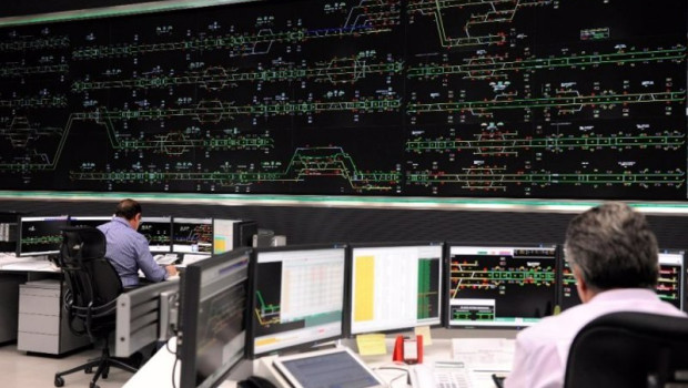 ep archivo   centro de regulacion y control del trafico ferroviario