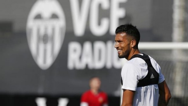 ep central argentinovalencia cf ezequiel garay