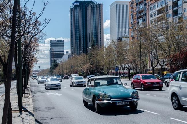 ep coches transito castellana trafico contaminacion coches clasicos madrid ep coches transito castellana trafico contaminacion coches clasicos madrid