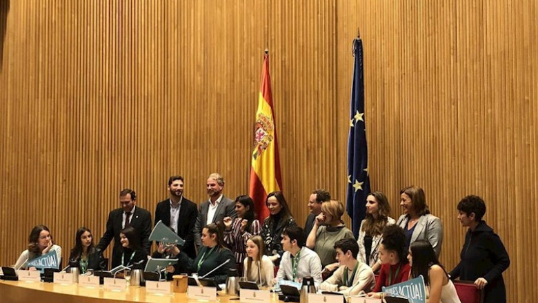 ep educo reclama en el congreso una ley de infancia
