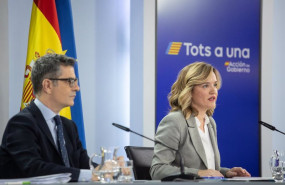 ep el ministro de la presidencia justicia y relaciones con las cortes felix bolanos y la ministra de