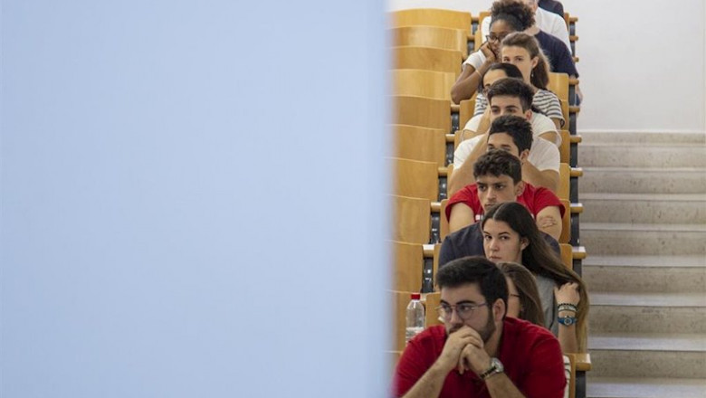 ep estudiantes en la selectividad del ano pasado en la universidad de sevilla