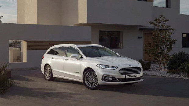 ep imagen del ford mondeo hibrido