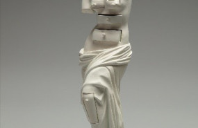 ep la escultura venusmilocajones de dali adquiridameadows museum
