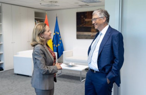 ep la vicepresidenta primera del gobierno y ministra de asuntos economicos nadia calvino se reune