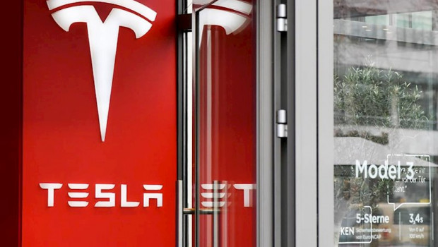 ep logo de tesla