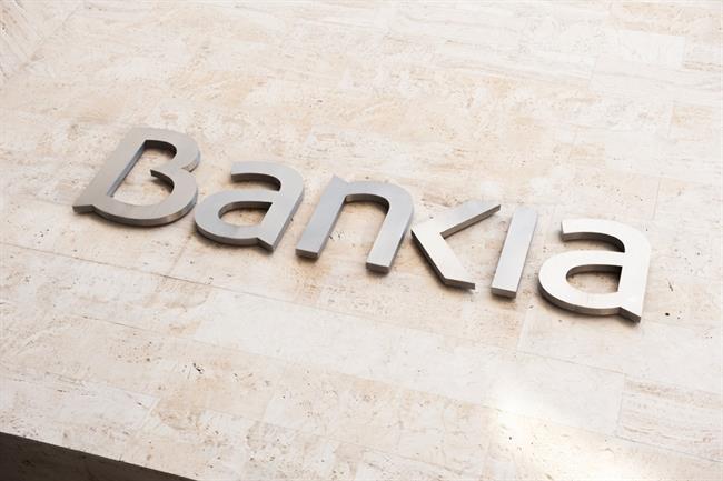 Recursos de Bankia, cartel en su sede social en Valencia. | BANKIA ep recursosbankia cartelsu sede socialvalencia