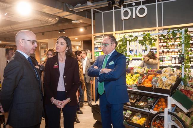 Reyes Maroto visita el centro de innovación referente en la transformación digit | CARREFOUR ep reyes maroto visitacentroinnovacion referentela transformacion digit