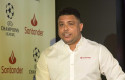 ep ronaldo nazario embajador de banco santander en la presentacion de las actividades por la final ep ronaldo nazario embajador de banco santander en la presentacion de las actividades por la final