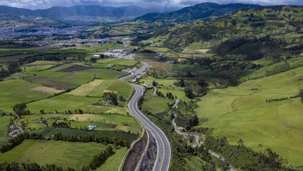 ep una de las autopistas de sacyr en colombia