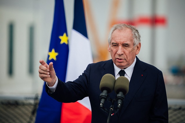 Berenberg dice que Francia va por buen camino con su plan de ajuste, pero peca de optimista