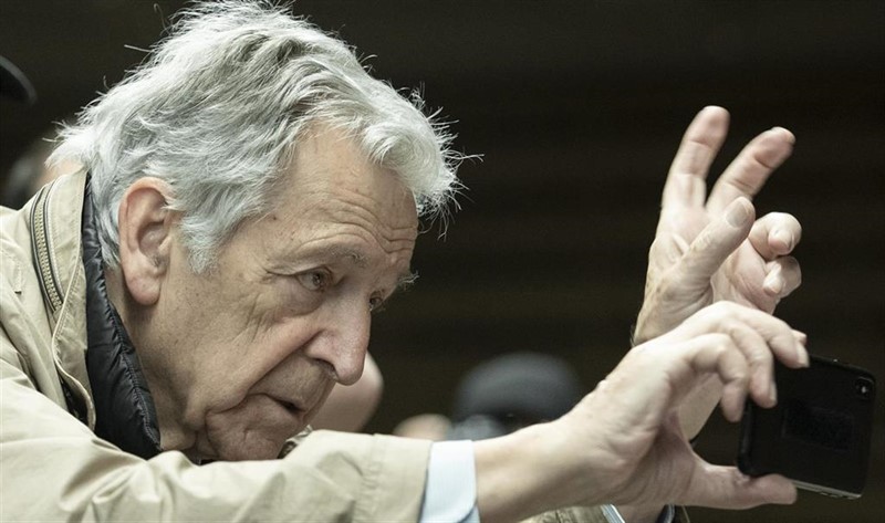 ep adults in the room directed by costa gavras