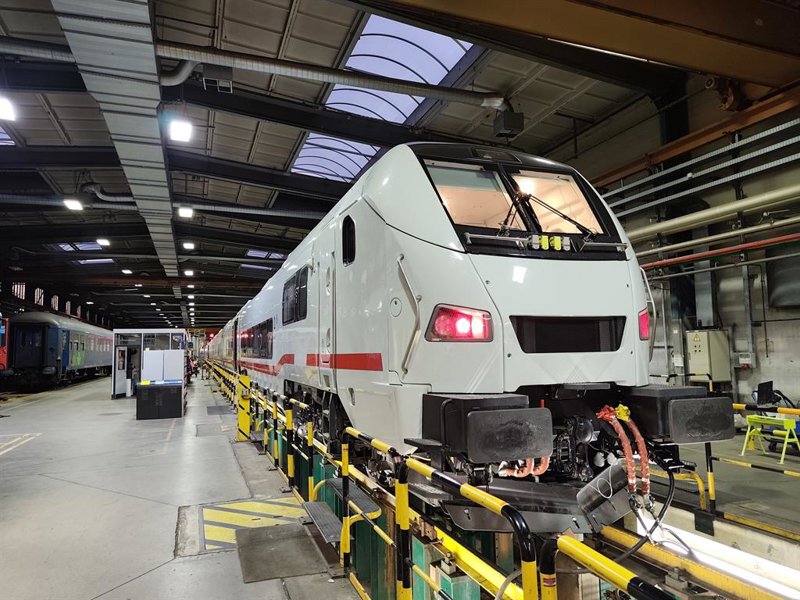 Talgo y Deutsche Bahn acuerdan reducir a 60 trenes el contrato del modelo 230