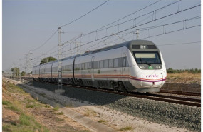 ep archivo   tren entre madrid y huelva