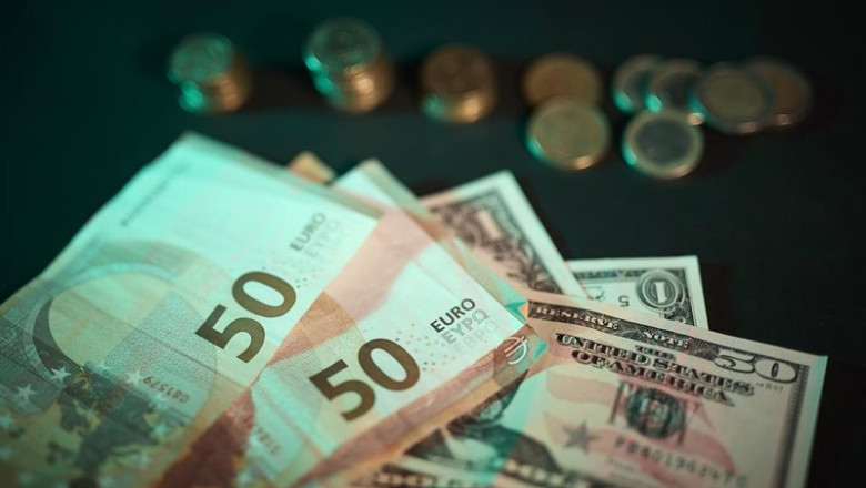 ep billetes y monedas a 3 de septiembre de 2025 en madrid espana ep billetes y monedas a 3 de septiembre de 2025 en madrid espana
