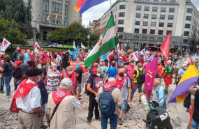 ep concentracion de protesta del movimiento de pensionistas de bizkaia por bilbao