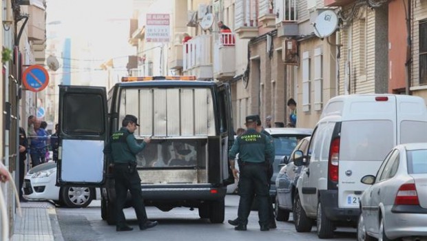 ep detenidopresuntamente asesinarsu hijobalerma almeria