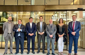 ep el ministro de economia comercio y empresa carlos cuerpo el presidente del ico manuel illueca el