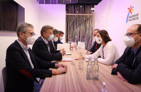 ep el presidentximo puig y la ministra de turismo reyes maroto en una reunion en el marco de la ep el presidentximo puig y la ministra de turismo reyes maroto en una reunion en el marco de la