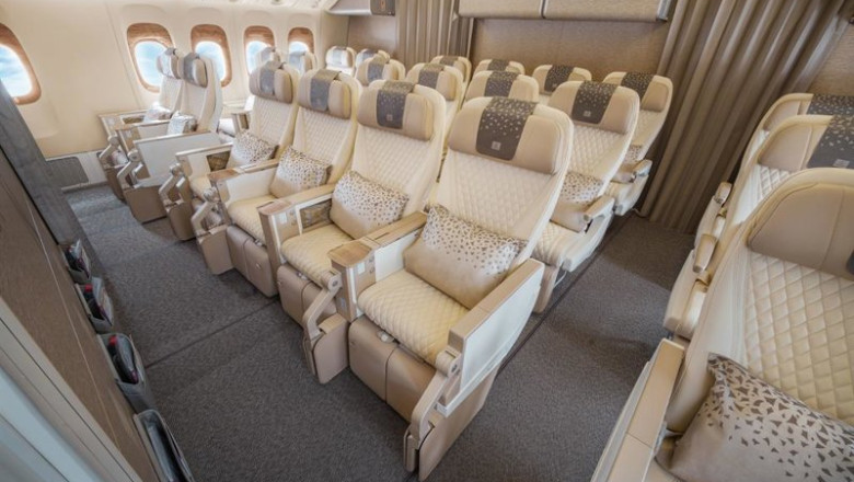 ep emirates introduce boeing 777 renovados con clase premium economy en sus rutas a beirut y pekin a