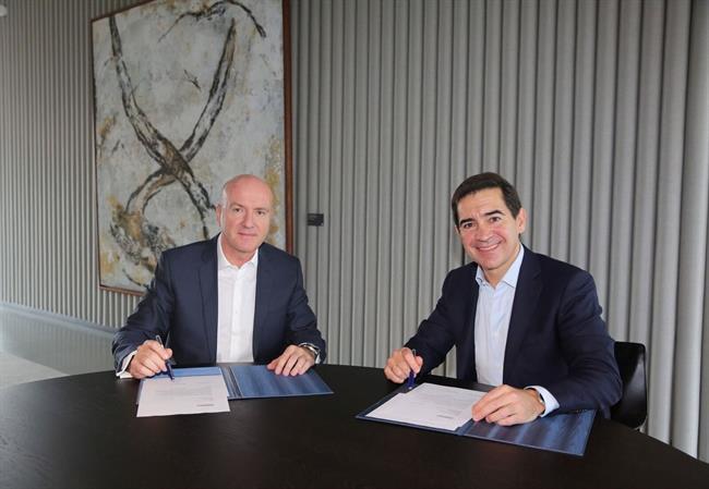 Firma del acuerdo entre BBVA y Telefónica | TELEFÓNICA ep firmaacuerdobbvatelefonica