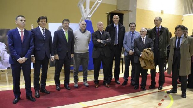 ep fotofamiliala inauguracionpabellon san viator-pepe domaica
