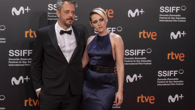 ep i-d el director australiano benedict andrews y la actriz estadounidense kristen stewart asisten a