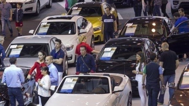 ep imagen de archivo de una feria para la venta de vehiculos de ocasion 20210209145820