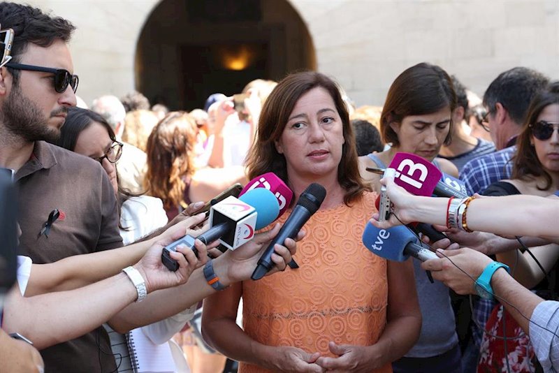 ep la presidenta del govern balear francina armengol atiende a los medios