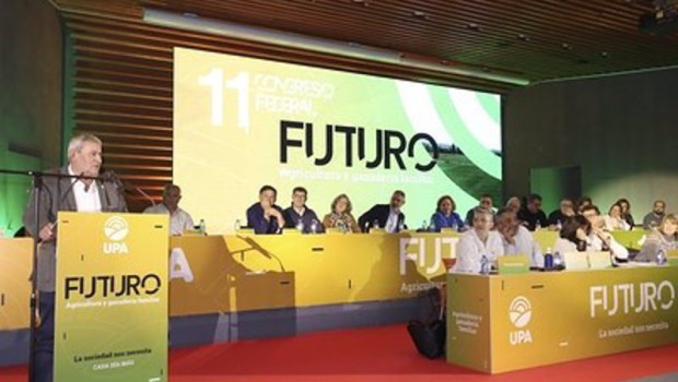 ep lorenzo ramos en el congreso nacional de upa