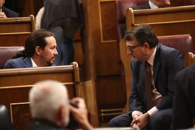 ep pablo iglesiasaitor esteban durantemocioncensurarajoy
