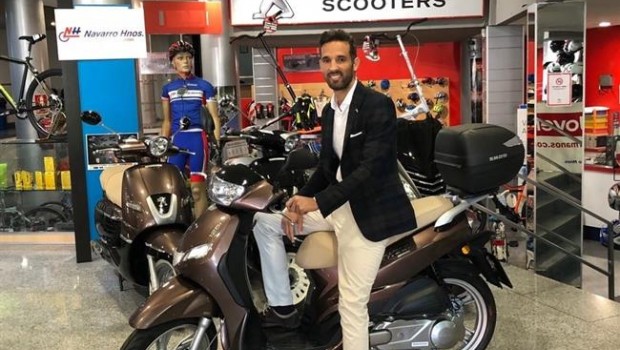 ep peugeot tweet scootervendidola marca francesaespana20000 uni